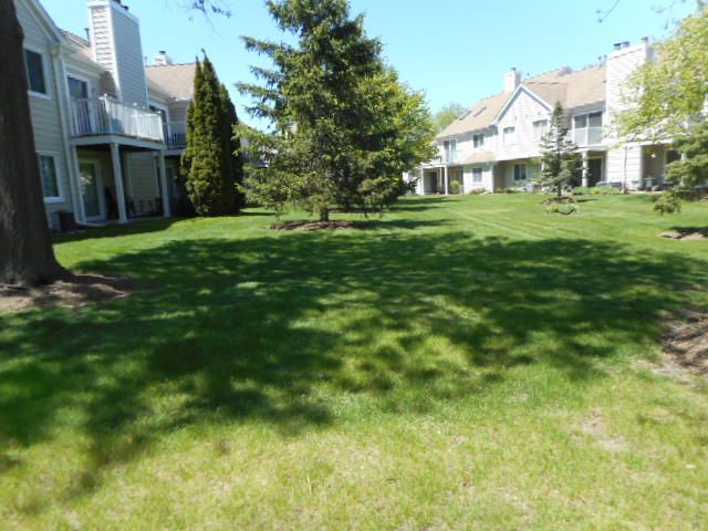 1017 Brentwood Circle, Buffalo Grove, IL 60089