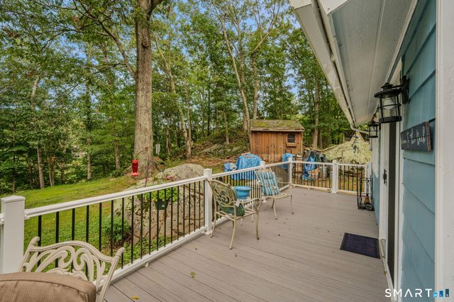 7 Harvard Terrace, Ledyard, CT 06335