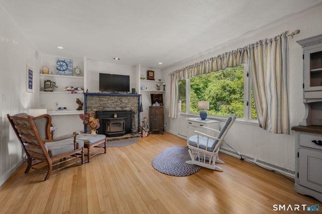 7 Harvard Terrace, Ledyard, CT 06335