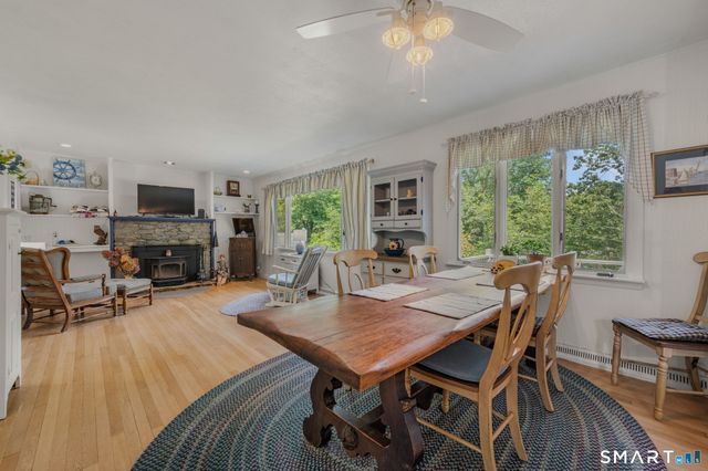 7 Harvard Terrace, Ledyard, CT 06335