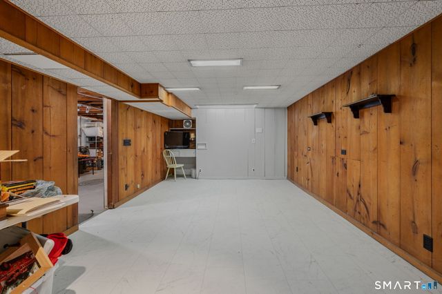 7 Harvard Terrace, Ledyard, CT 06335