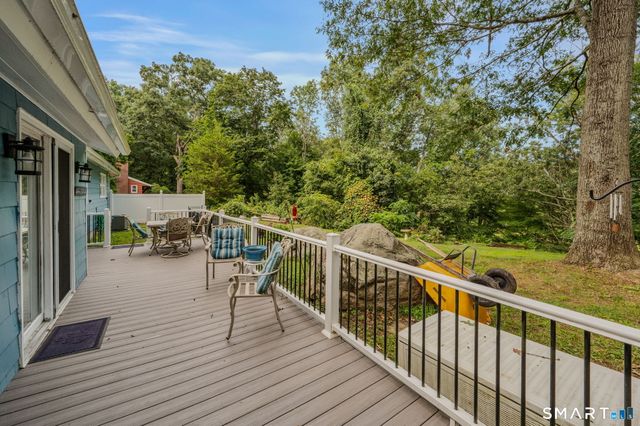 7 Harvard Terrace, Ledyard, CT 06335