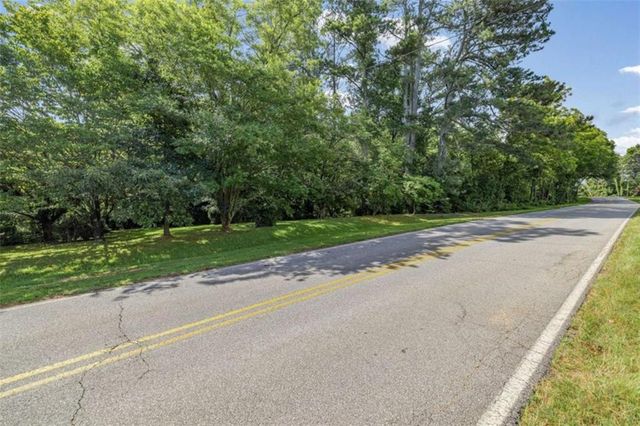 2144 Hog Mountain Road, Jefferson, GA 30549