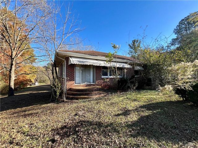 2144 Hog Mountain Road, Jefferson, GA 30549