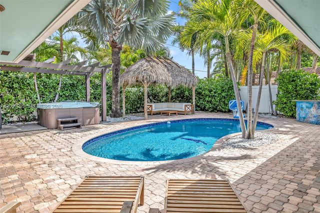 2137 NE 61st Ct, Fort Lauderdale, FL 33308