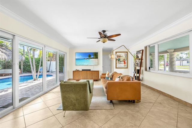 2137 NE 61st Ct, Fort Lauderdale, FL 33308