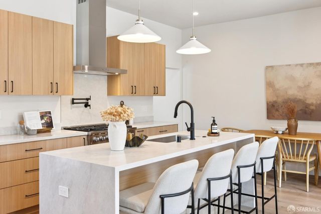 836 Alabama Street, San Francisco, CA 94110