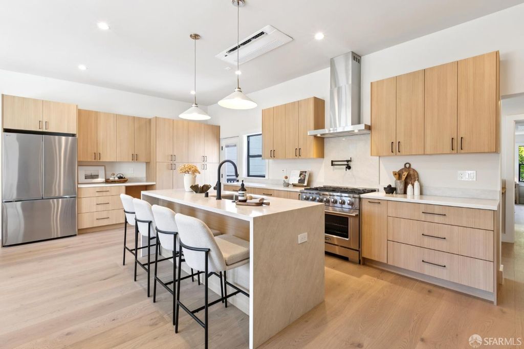 836 Alabama Street, San Francisco, CA 94110