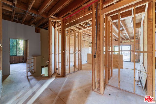 3622 Lowry Road, Los Angeles, CA 90027