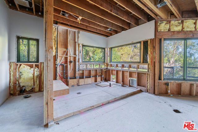 3622 Lowry Road, Los Angeles, CA 90027