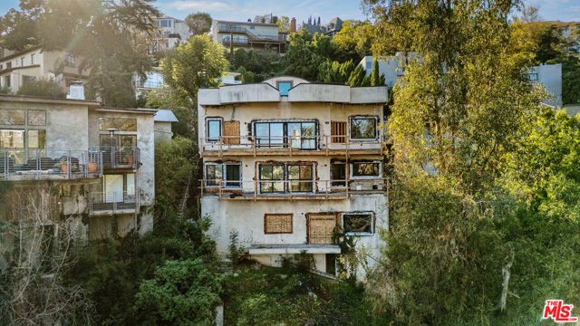 3622 Lowry Road, Los Angeles, CA 90027