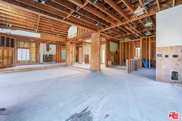 3622 Lowry Road, Los Angeles, CA 90027