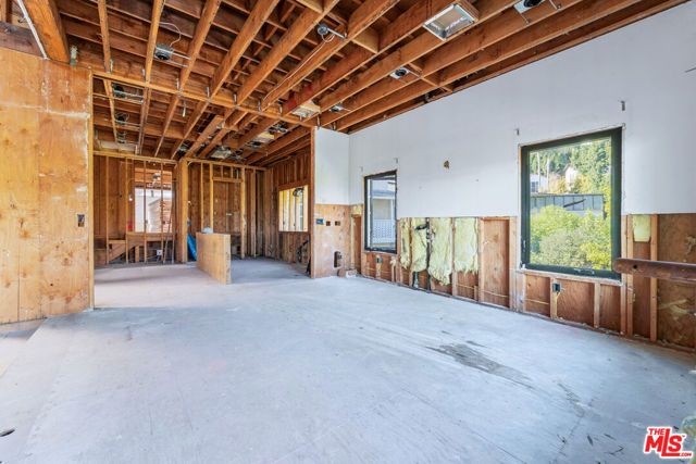 3622 Lowry Road, Los Angeles, CA 90027