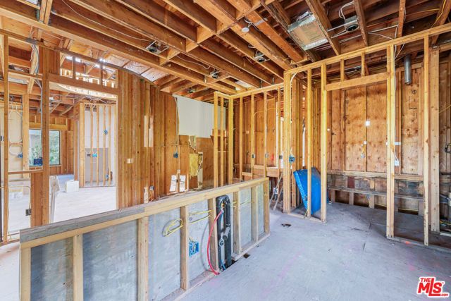 3622 Lowry Road, Los Angeles, CA 90027