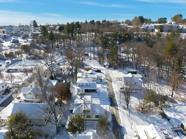 8 Andrews Avenue, Laconia, NH 03246