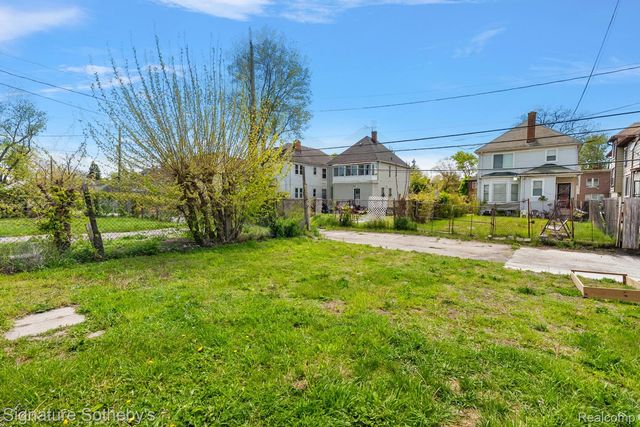 2571 Townsend Street, Detroit, MI 48214