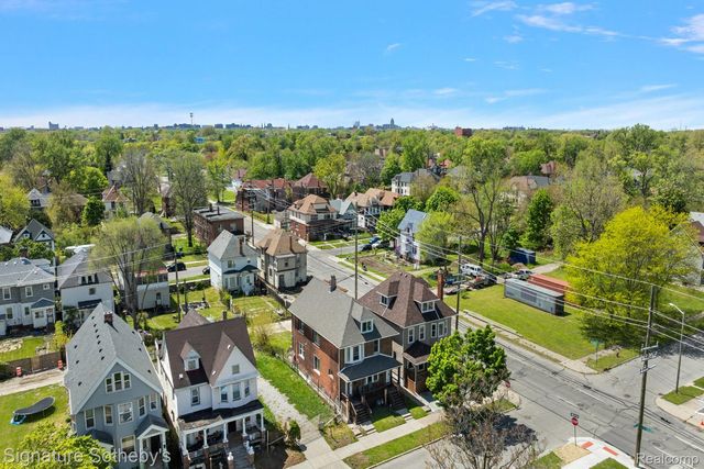2571 Townsend Street, Detroit, MI 48214