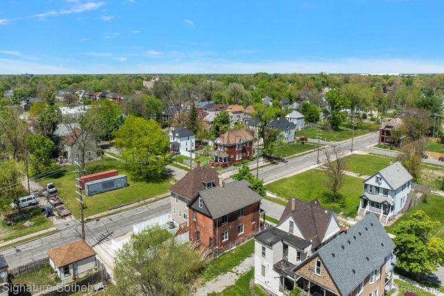 2571 Townsend Street, Detroit, MI 48214