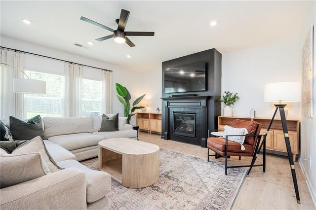 145 Winner Street, Acworth, GA 30102