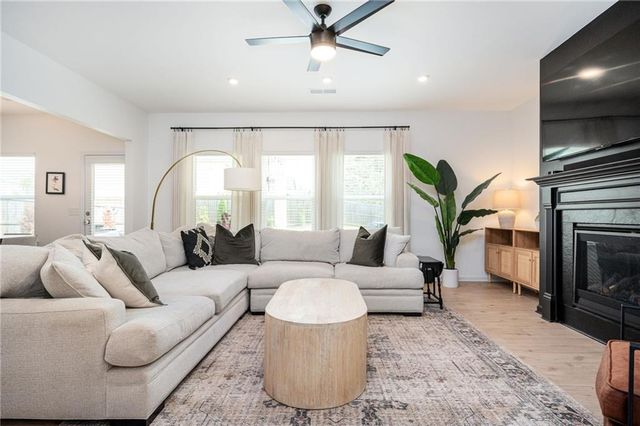 145 Winner Street, Acworth, GA 30102