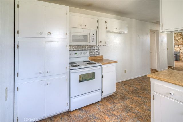 121 Summit Ave, Oroville, CA 95966