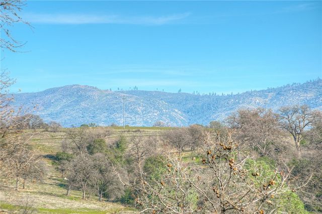 121 Summit Ave, Oroville, CA 95966