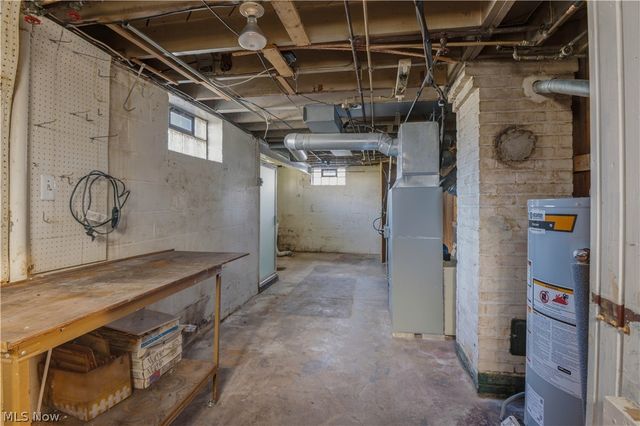3101 Ralph Avenue, Brooklyn, OH 44109