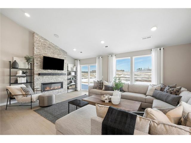 4110 Ramsay Way, Waconia, MN 55387