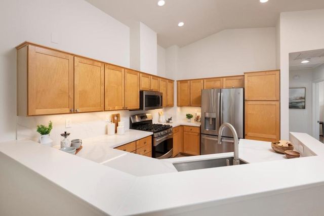 158 Positano Circle, Redwood City, CA 94065