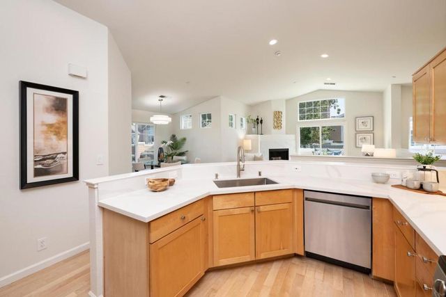 158 Positano Circle, Redwood City, CA 94065