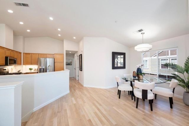 158 Positano Circle, Redwood City, CA 94065