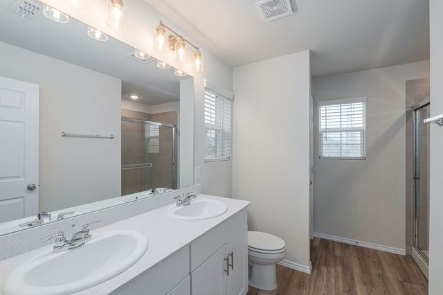 321 Hopson Street, Van Alstyne, TX 75495