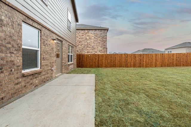 321 Hopson Street, Van Alstyne, TX 75495