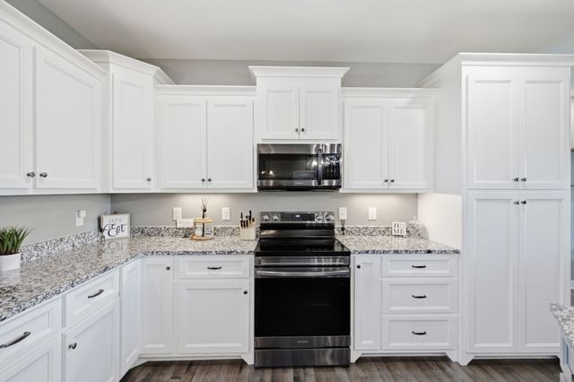 12 McFall Rd, Ethridge, TN 38456