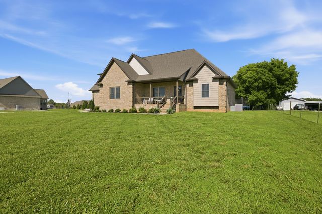 12 McFall Rd, Ethridge, TN 38456