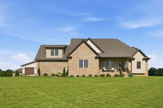 12 McFall Rd, Ethridge, TN 38456