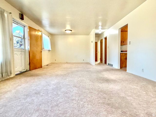 645 W 250 S, Vernal, UT 84078