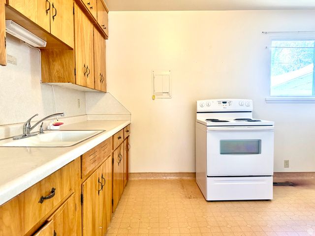 645 W 250 S, Vernal, UT 84078