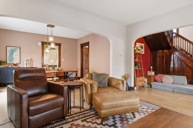 1012 Pearl Street, St. Joseph, MI 49085
