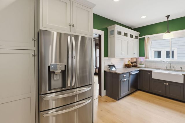 1012 Pearl Street, St. Joseph, MI 49085