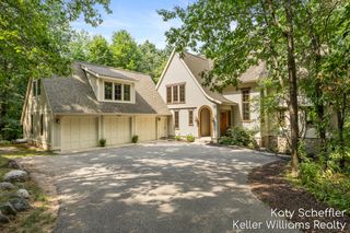 6065 W Back Forty Drive, Belmont, MI 49306