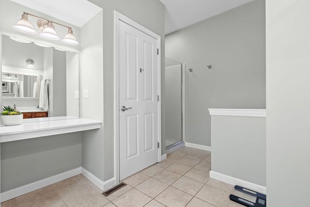 62 Sunflower Dr, Raynham, MA 02767