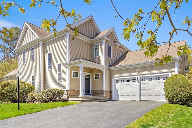 62 Sunflower Dr, Raynham, MA 02767