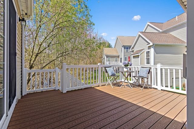 62 Sunflower Dr, Raynham, MA 02767