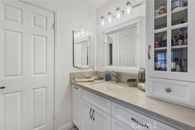 15110 Henley 51, Westminster, CA 92683