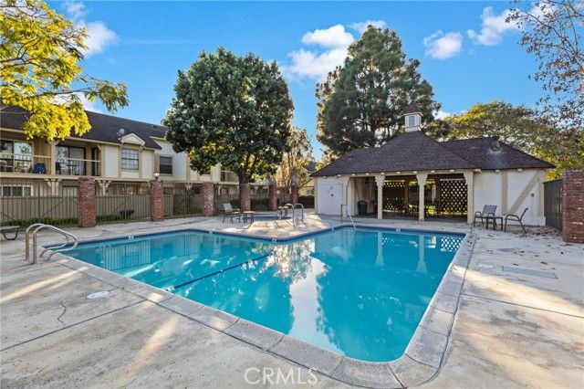 15110 Henley 51, Westminster, CA 92683