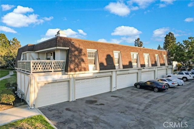 15110 Henley 51, Westminster, CA 92683