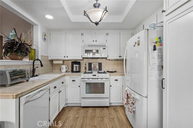 15110 Henley 51, Westminster, CA 92683