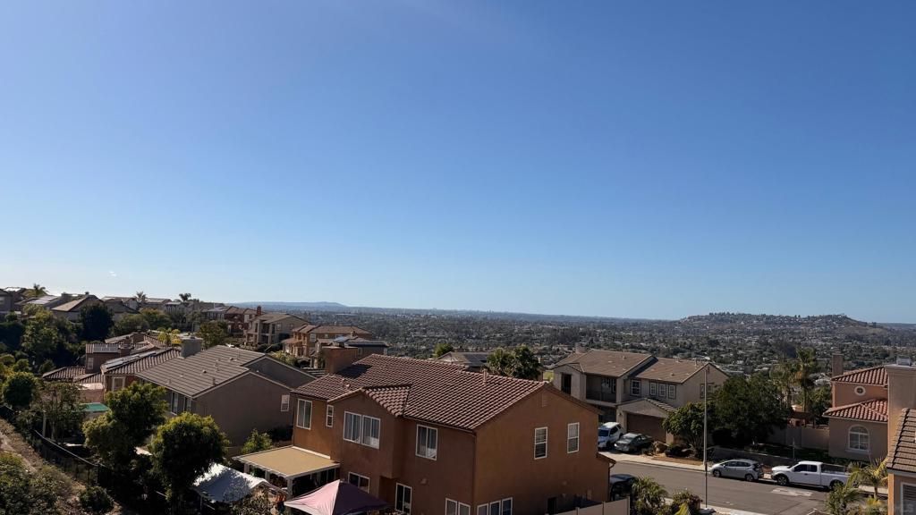 Image 6 of property listing at 7770 La Mesa Summit Dr, La Mesa, CA 91941