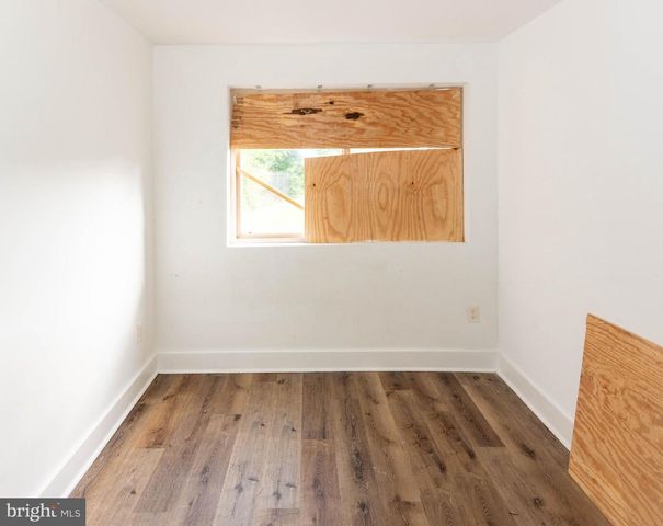 5024 H ST SE, Washington, DC 20019